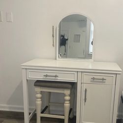 Vanity 