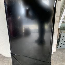 Flat Screen Tv Samsung 32”