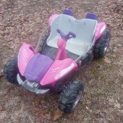 Power Wheels Dune Racer