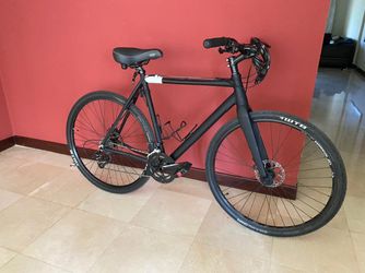 Bike  (medium Size I’m 5”8) Like New 