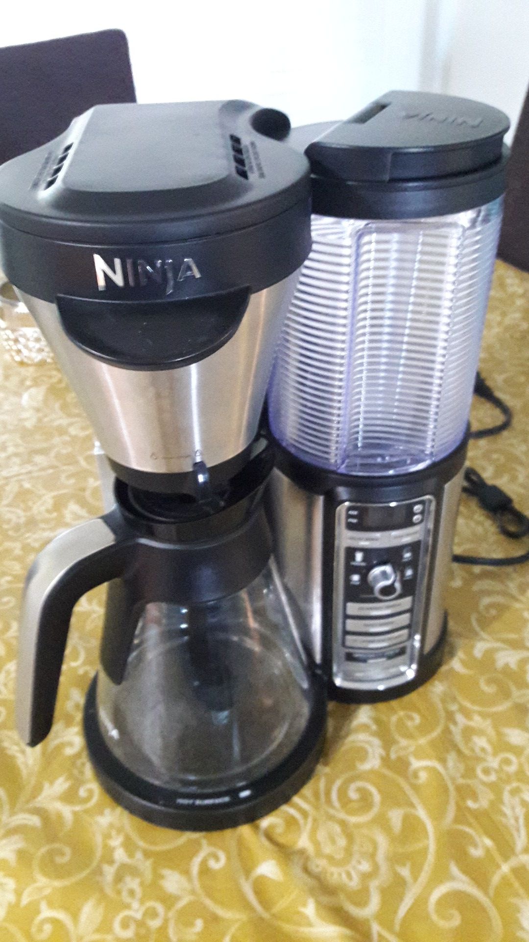 Ninja Coffee Bar 10 cup COFFEE MAKER glass carafe self cleaning model