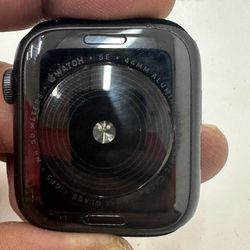 Apple Watch SE 44MM 