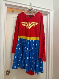 H&M Divided Wonder Woman Superhero Costume Dress Red Blue Gold Star Print Size XL