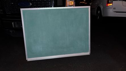 LARGE CHALKBOARD 