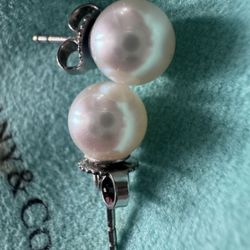 Original Tiffany & Co Pearl Earrings 