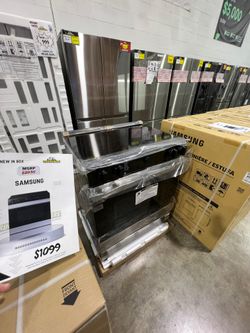 Brand New Electric Air Fry Slide In Range / Stove - Warranty