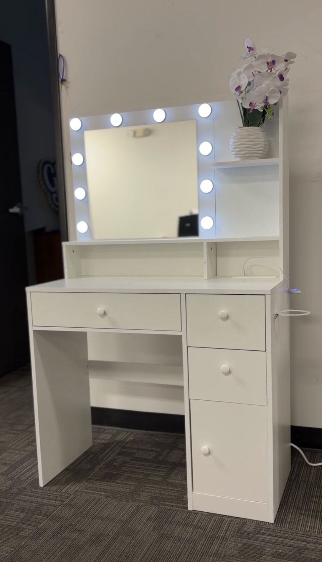 Makeup Vanity Desk Brand New