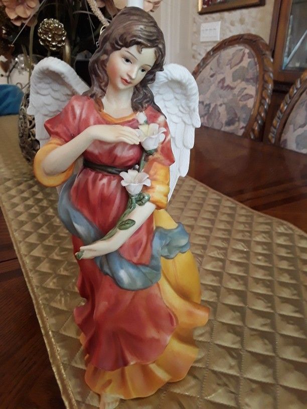 2 Vintage Statues Like New In Weeki Wachee Spring Hill