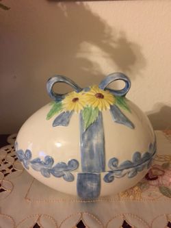 Easter Candy Holder