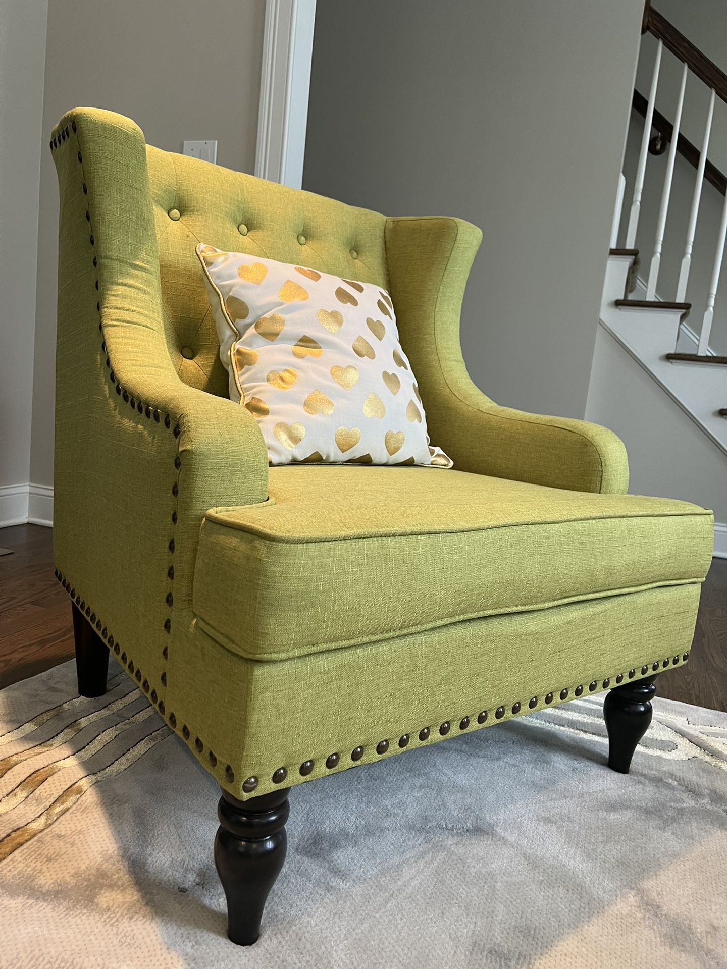 Accent chair For living / Family/ Bedroom