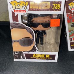 Agent M And Pawny