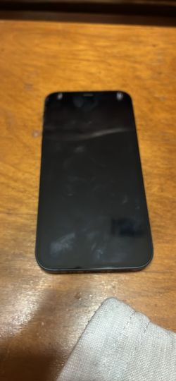 iPhone 12 64g (USED)