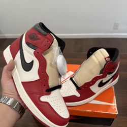 Nike Air Jordan 1 High Chicago Lost And Found Size 8,8.5,9,9.5,10