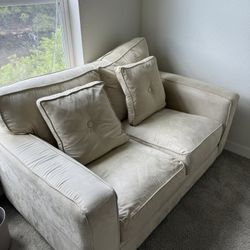Love Seats (American signature) 