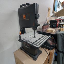 Band Saw - 9" benchtop