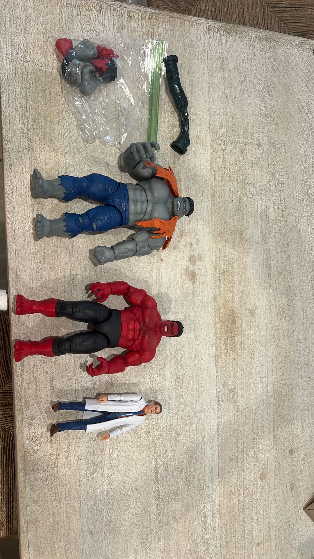 Gray Hulk And Red Hulk Figures [has Pieces For Sets]