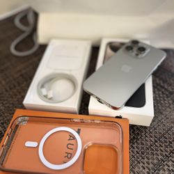 Apple iPhone 16 Pro Unlocked