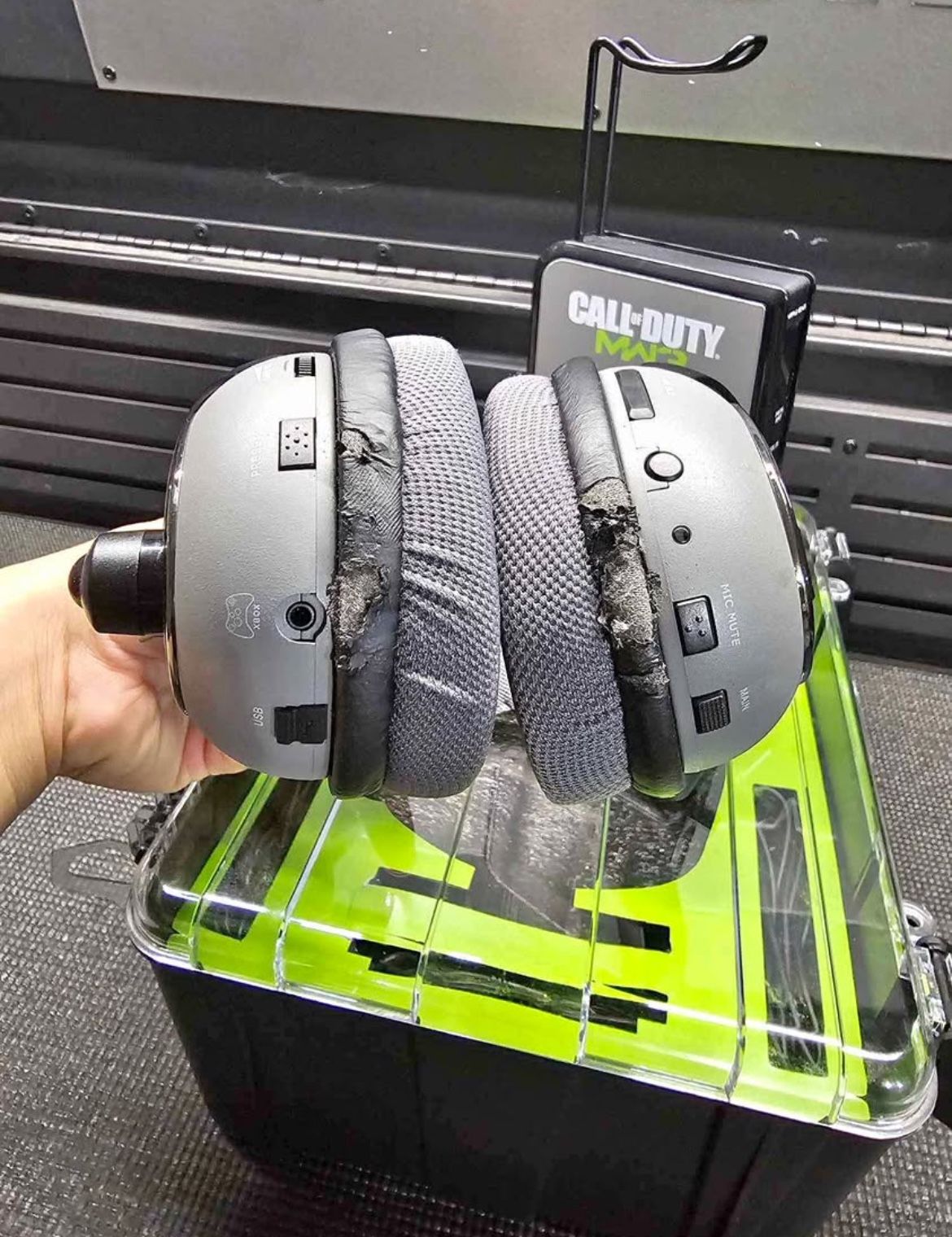 Turtle Beach MW3 earforce delta wireless headset
