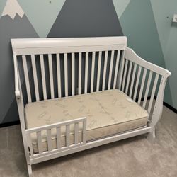 Crib With Mattress 