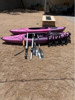 2 Lifetime Cruze Kayaks
