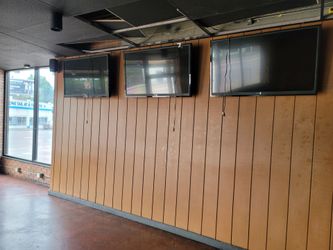 Bar closing, items selling