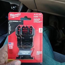 Milwaukee  4 Blades 