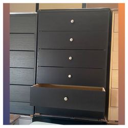 Dresser/ Five drawers dresser