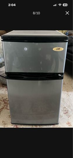 Mini Refrigerator/freezer two story