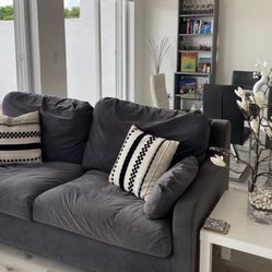 Sofa - IKEA VINLIDEN