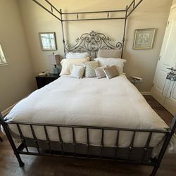 Luxury Wrought Iron Bed Frame 
