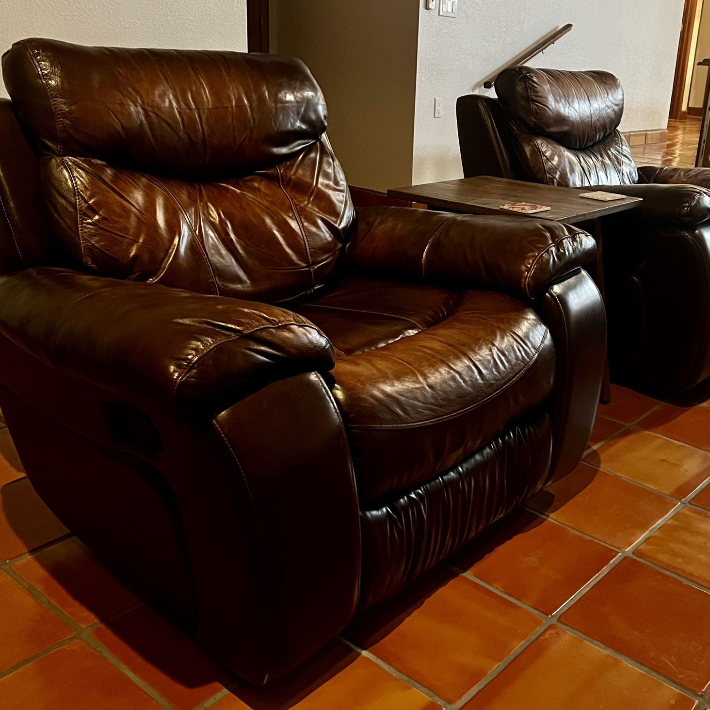 Wrangler Leather Recliners And Sofa