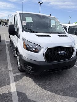 2024 Ford Transit-250