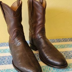 Like New Tecovas Cowboy Boots 9 EE