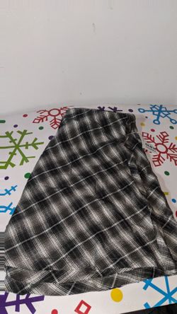 Old Navy Plaid Girl's Skirt, size 10-12