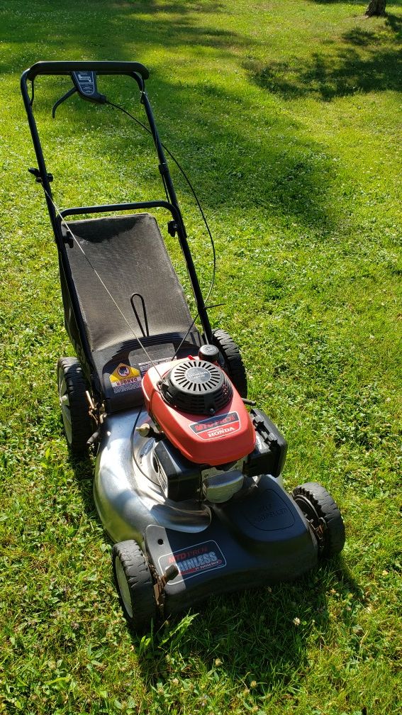 Mtd Pro w/ Honda lawnmower lawn mower
