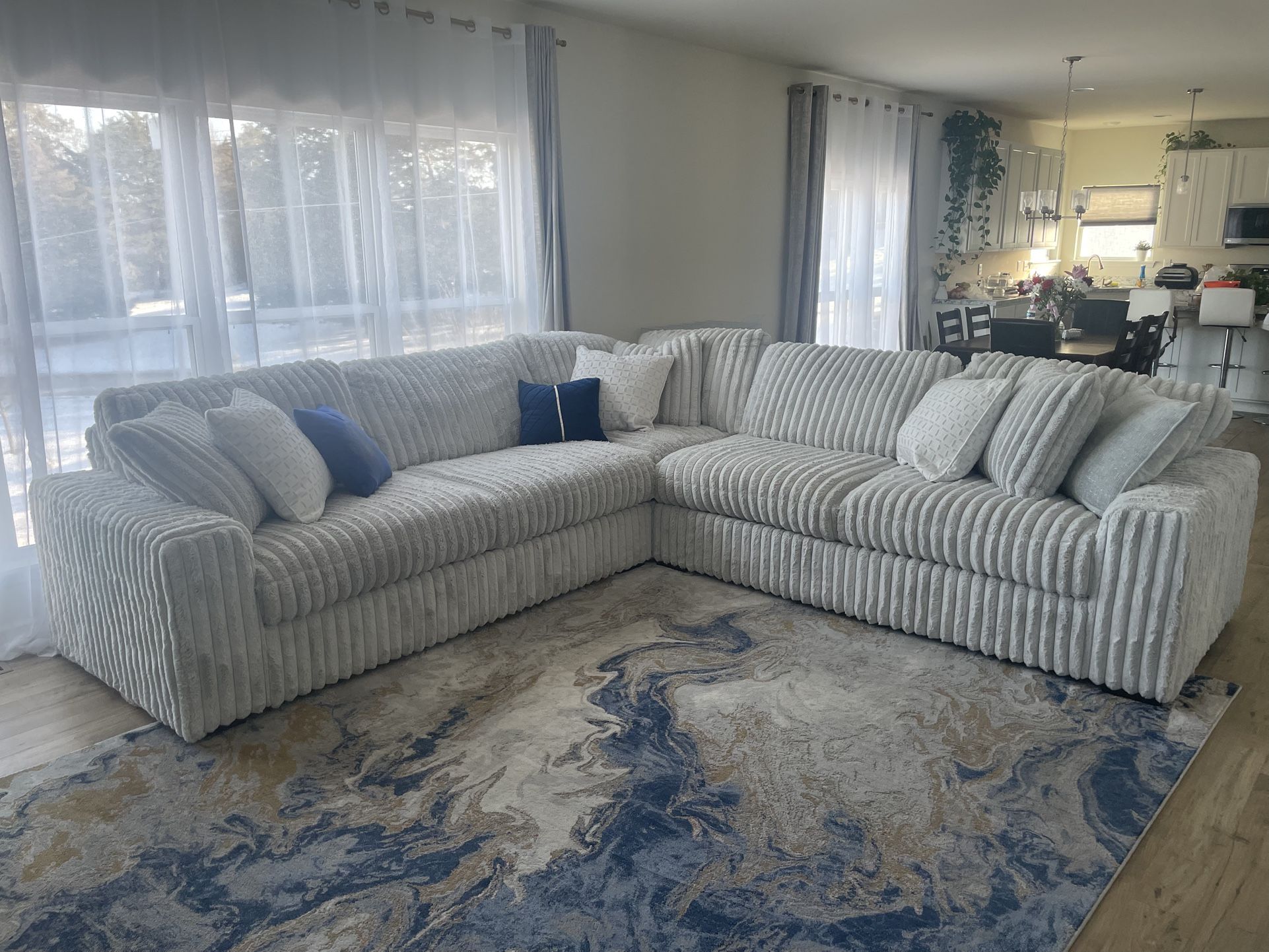 Stupendous 3-piece Corner Sectional Sofa Couch