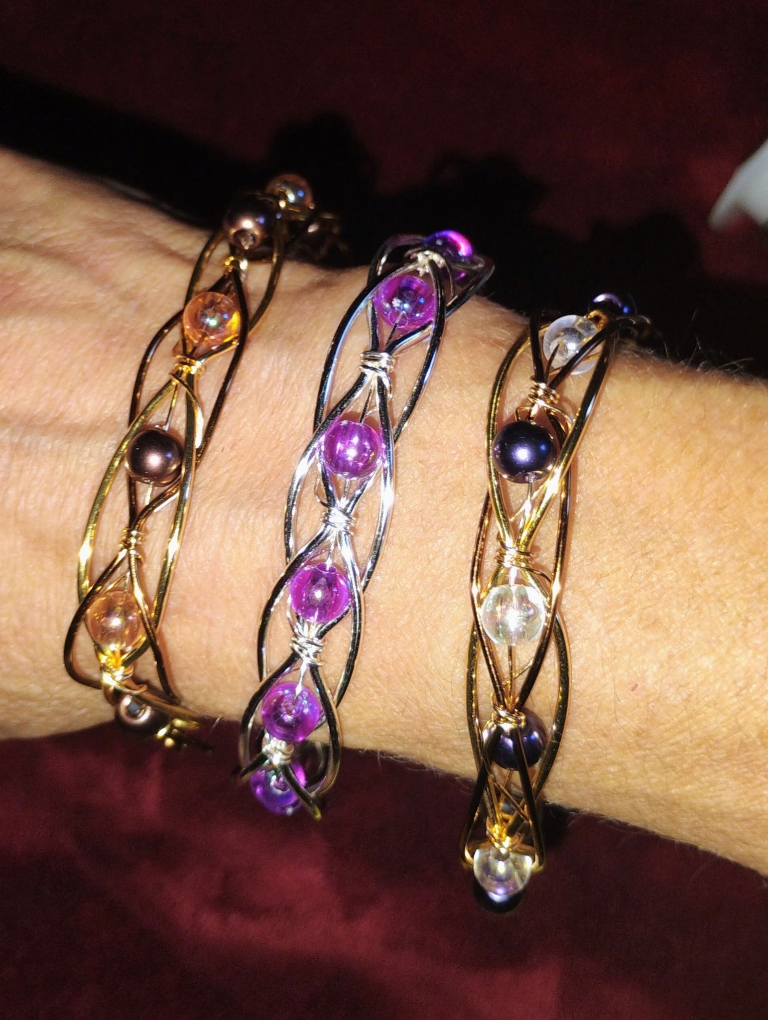Bracelets/rings