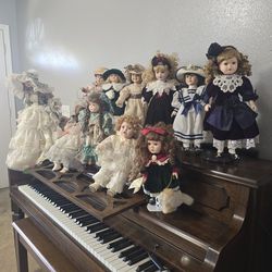 DOLL PORCELAIN ORIGINAL $45 C/U