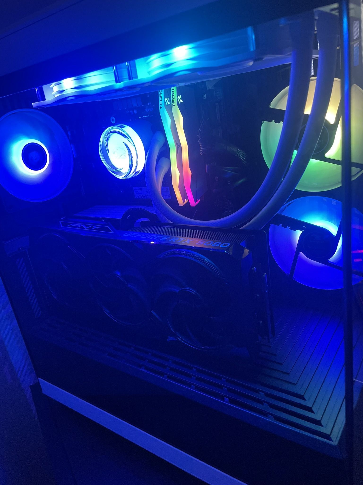 NVIDIA GeForce RTX 5080 16GB Intel Core i9 32GB DDR5 RGB RAM.