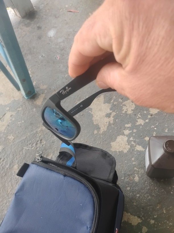 Ray Ban ,Some Minor Scuffs But Still Look Very Good And Clean Up Well