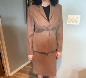Brown Two-Piece Suit  Classic Brown Two-Piece Skirt Suit – Professional & Elegant / size 12