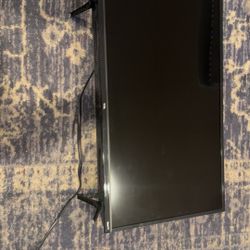 TCL 32-inch 3-Series 720p Roku Smart TV - 32S335, 2021 Model