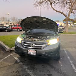 2014 Honda CR-V, SUV, AWD - $13,500