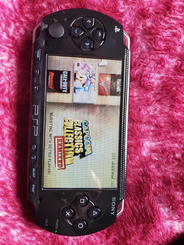 NEW !!! BLACK * PSP * WITH 5,000 GAMES !!!