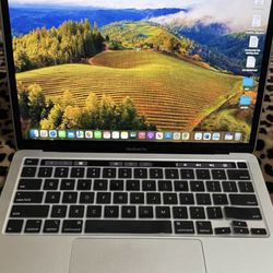 MacBook Pro 2022 M2 13”