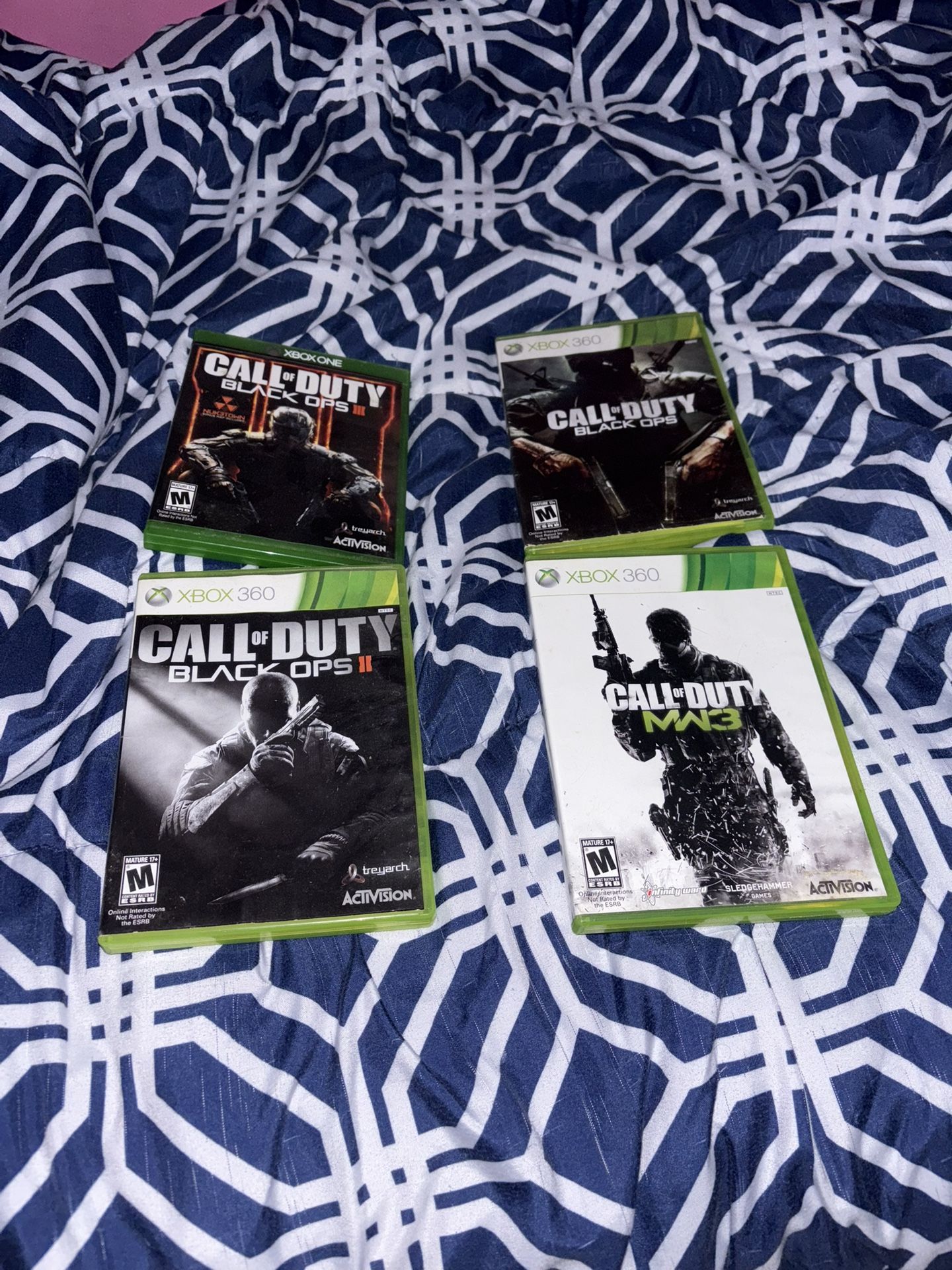 Call of Duty Xbox 360/One Bundle