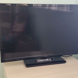 Insignia 32 in LED HD TV