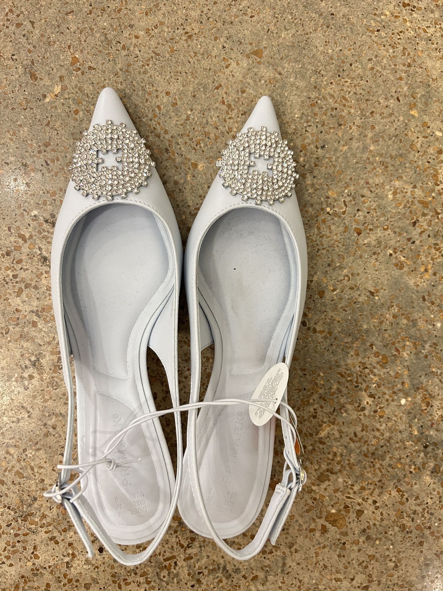 NWT Elegant light blue Slingback Heels Size 6