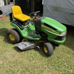 John Deere Riding Mower