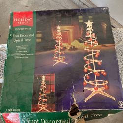 Light Up Christmas Tree 